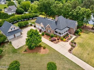 647 Duck Pond Rd, Nashville, NC 27856