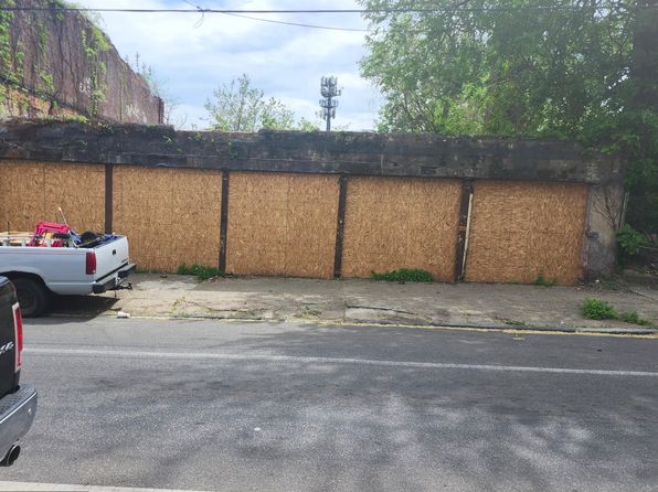 2514 W Dauphin St, Philadelphia, PA 19132