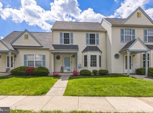 13 Knoll Dr, Blackwood, NJ 08012