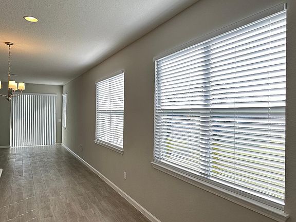 4th image of 4348 Renly Ln