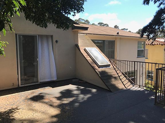 4th image of 2826 Ivy St #28