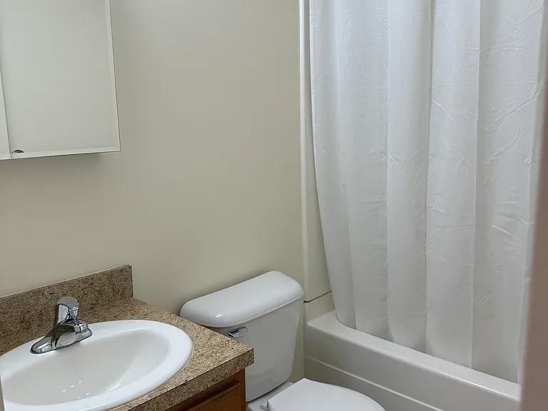 400 W Genesee St #175 — Photo 5