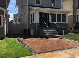 74 Saint Josephs Ave, Staten Island, NY 10302