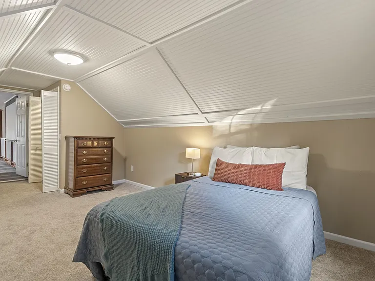 2541 Cross Winds Ln — Photo 40