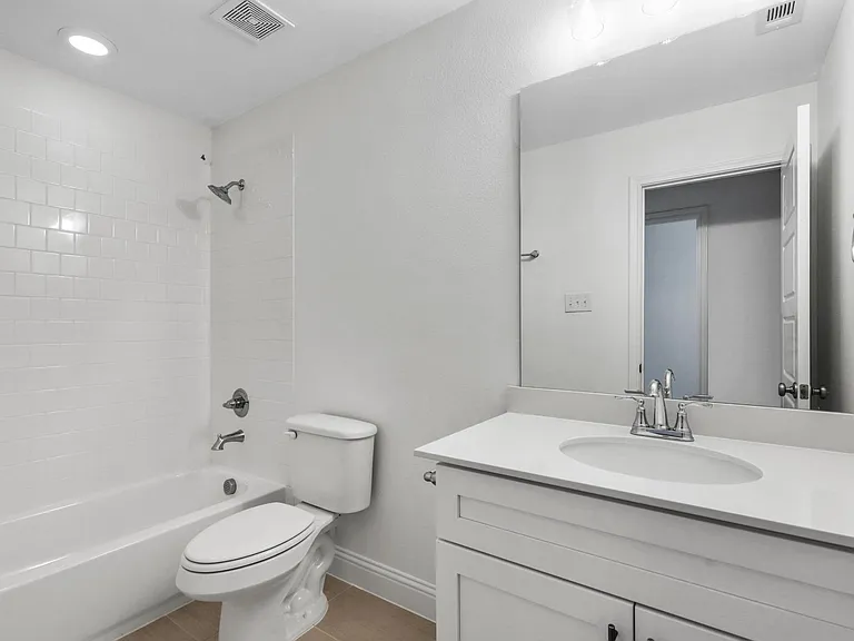228 Sunset Ln — Photo 7