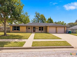 5006 Evergreen St, Victoria, TX 77904