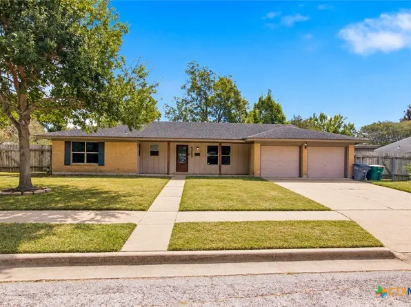 5006 Evergreen St, Victoria, TX 77904