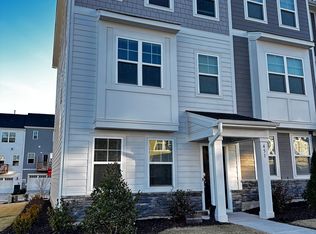 451 Deercroft Dr, Apex, NC 27539