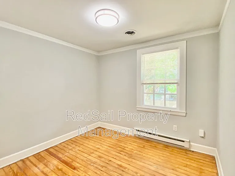 70 Main St — Photo 13