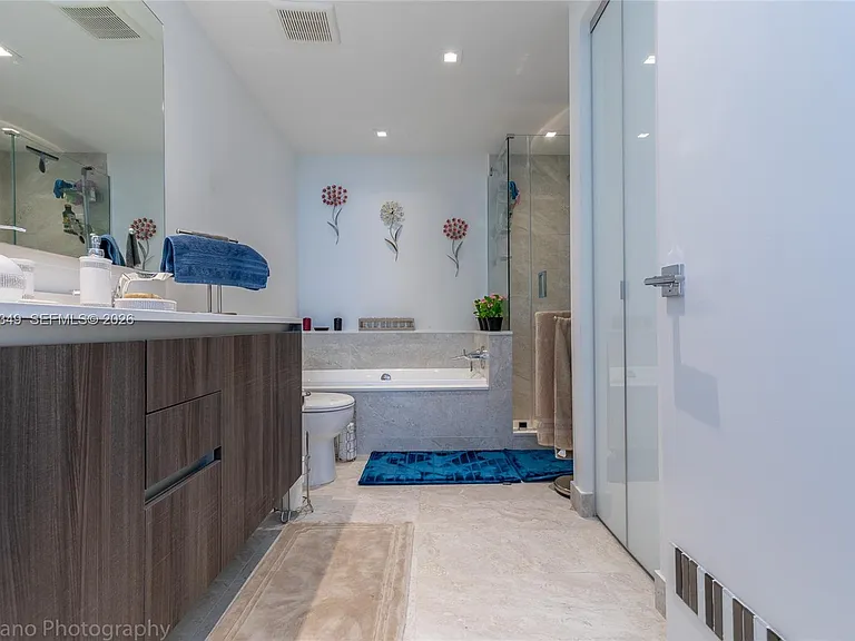 488 NE 18th St #4708 — Photo 12