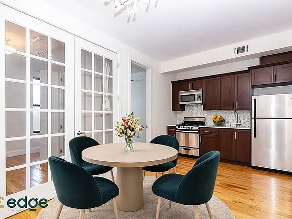 3rd image of 1323 Bedford Ave APT 4F