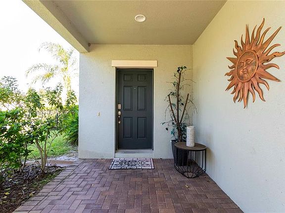4th image of 2700 Monticello Way