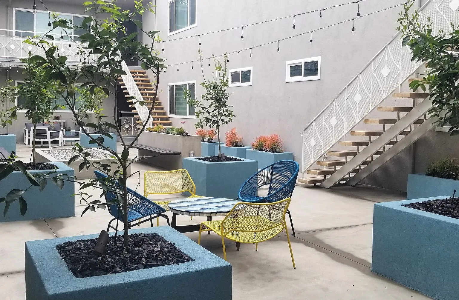 Bleu Apartments — Photo 3