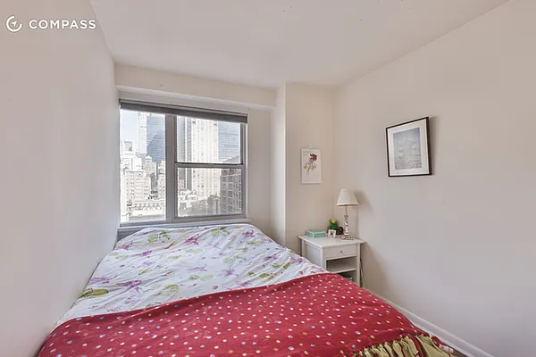 Rented by Compass | media 24