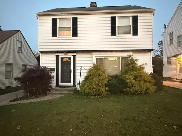 5209 E 114th St, Garfield Heights, OH 44125