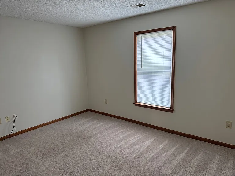3069 Barberry Ln — Photo 14