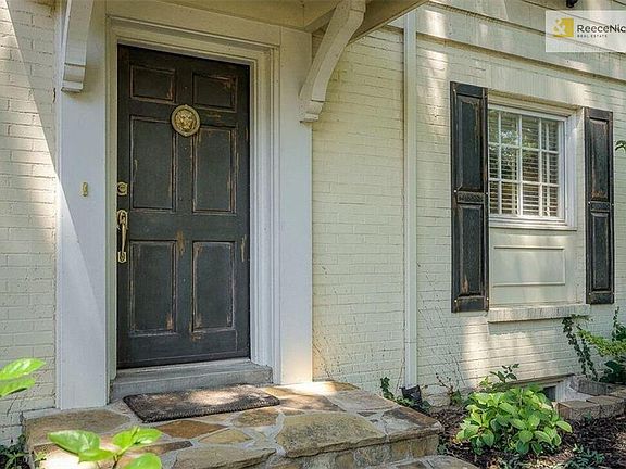 3rd image of 5628 Tahoe Ln