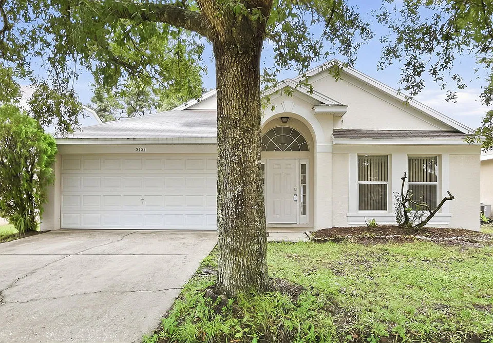 2131 Colonial Woods Blvd