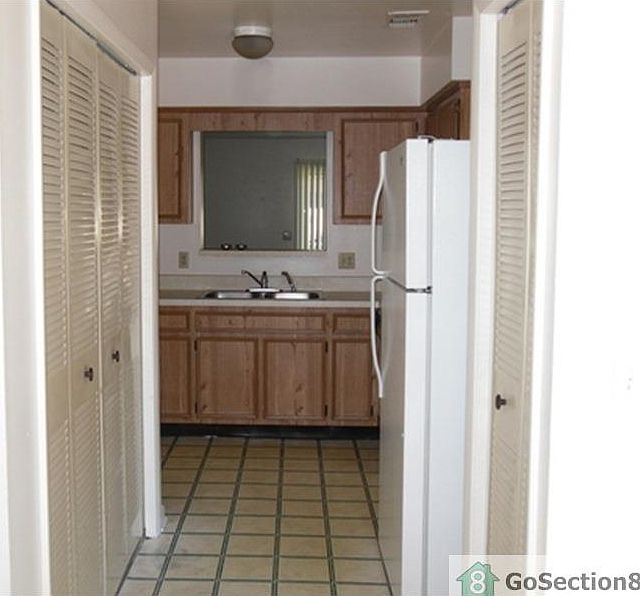 2nd image of 38 Sandalwood Ct