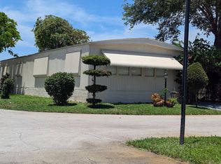 1817 Dolphin Pl, Deerfield Beach, FL 33442