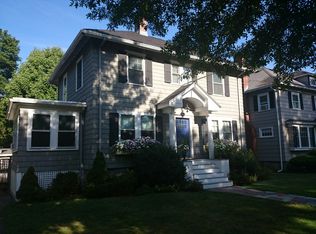 40 Parklawn Rd, West Roxbury, MA 02132