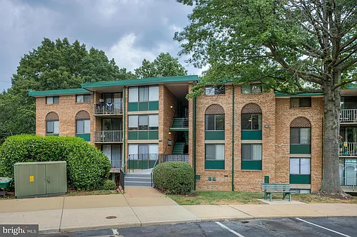 493 N Armistead St #203 Photo 1