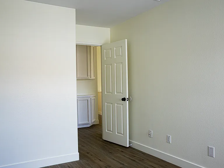 1828 Monserrat Way — Photo 26