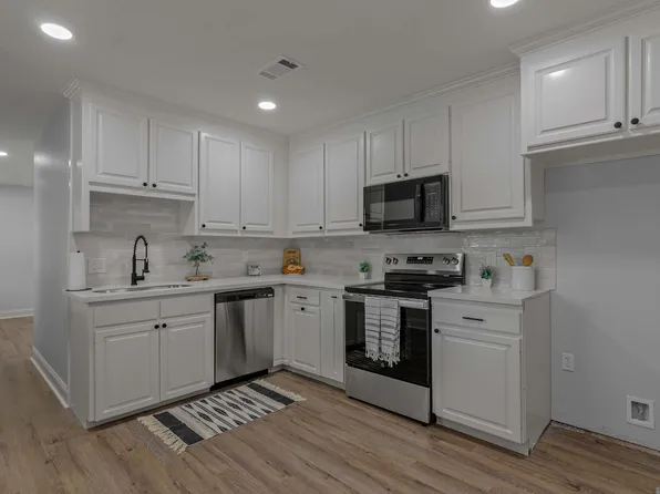 5837 Denova St, Baton Rouge, LA 70812