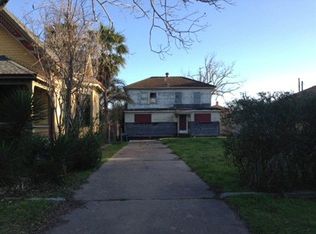 3525 Bernardo De Galvez, Galveston, TX 77550