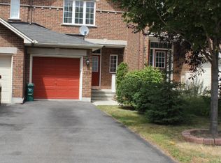 186 Saddlesmith Cir, Ottawa, ON K2M2Y6