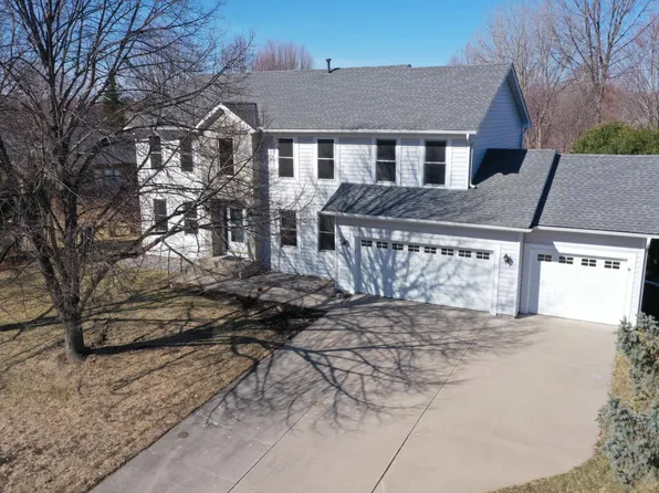 1415 Sherman Lake Rd, Lino Lakes, MN 55038