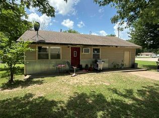 508 N 3rd St, Rich Hill, MO 64779