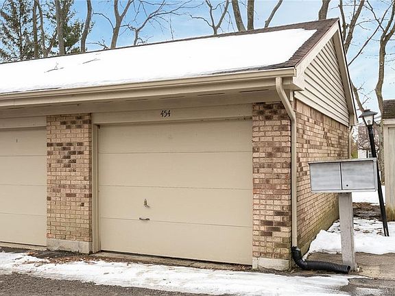 2nd image of 454 Jamestown Cir #11