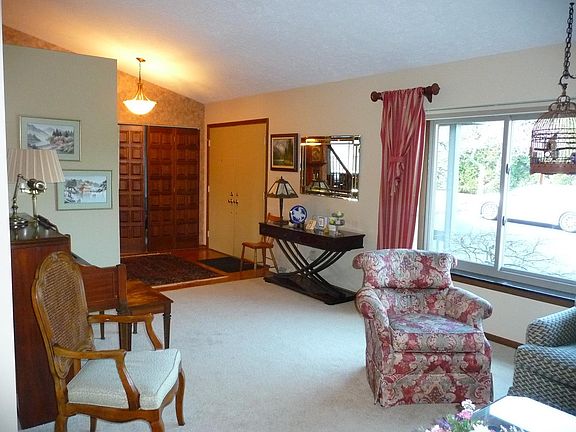 5th image of 5949 Cleves Warsaw Rd