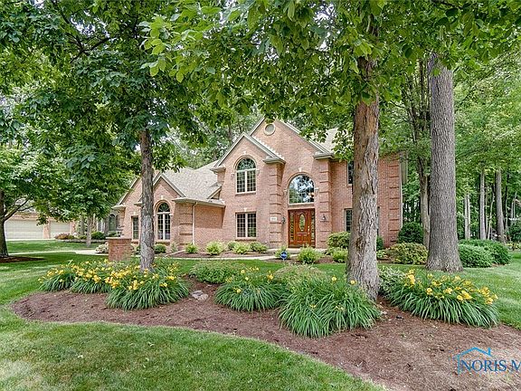 3rd image of 7832 Windsor Wood Ct