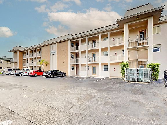 312 Northlake Dr APT 205, North Palm Beach, FL 33408 | MLS #RX-10906981 ...