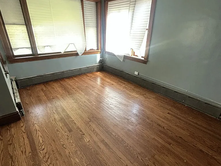 1304 Garfield St — Photo 10
