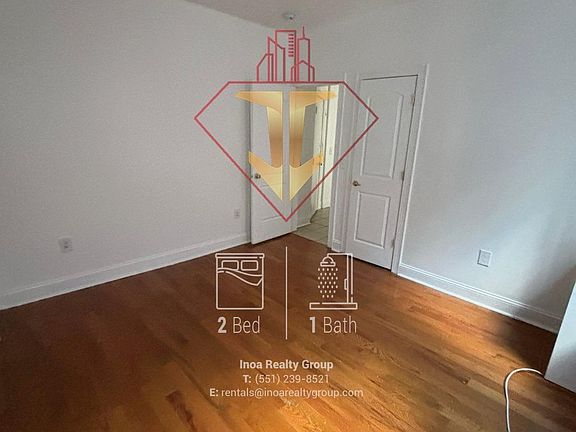 3rd image of 131 Woodlawn Ave APT 5