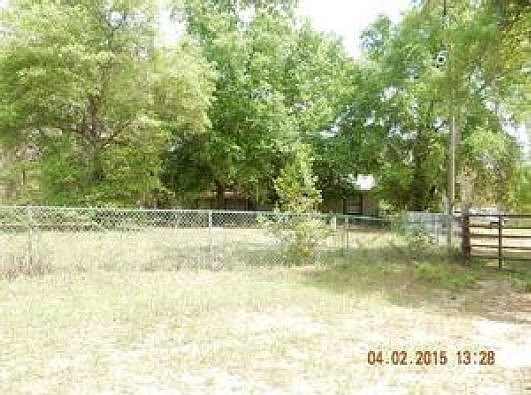 2nd image of 102 Elm Ct