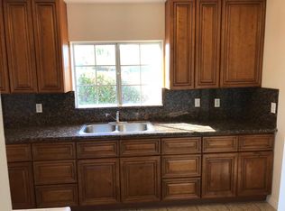 6200 Columbus Ave, Van Nuys, CA 91411