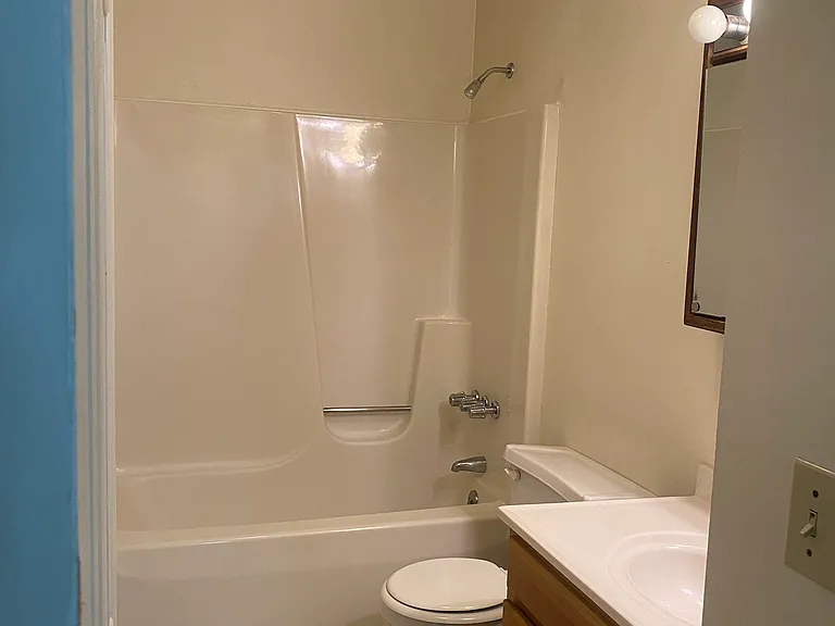 747 E Park St #A — Photo 8