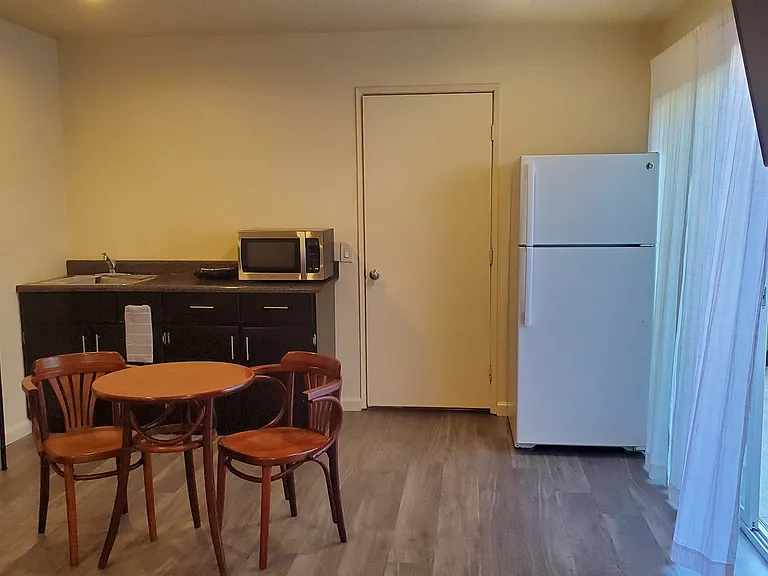 1643 Sunset Point Ct — Photo 6