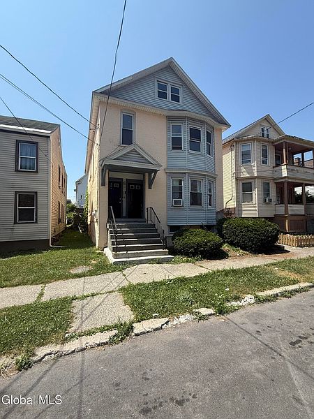 2nd image of 62 Benson Street