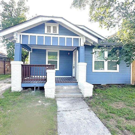 1209 Cordell St — Photo 1