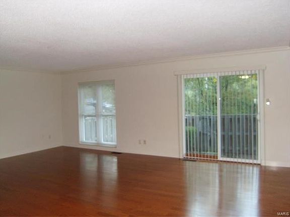 2nd image of 10477 Corbeil Dr
