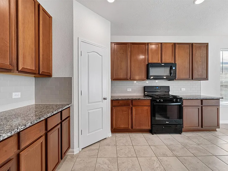 25611 Reign Wayman Ct — Photo 9