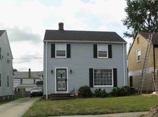 20904 Hillgrove Ave, Maple Heights, OH 44137