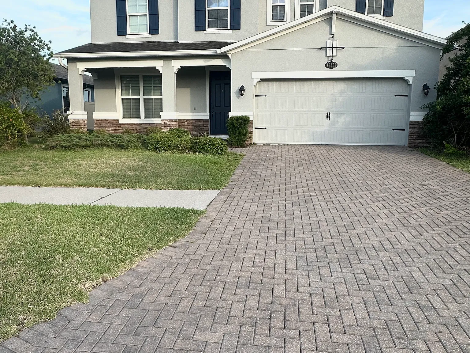 4 bed, 3.5 bath, 2612 sqft, $3,690 — Photo 2