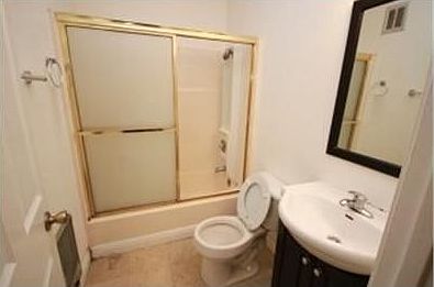 3rd image of 123 Piccadilly Pl APT F