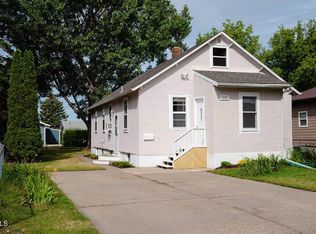 1117 4th Ave NE, Jamestown, ND 58401